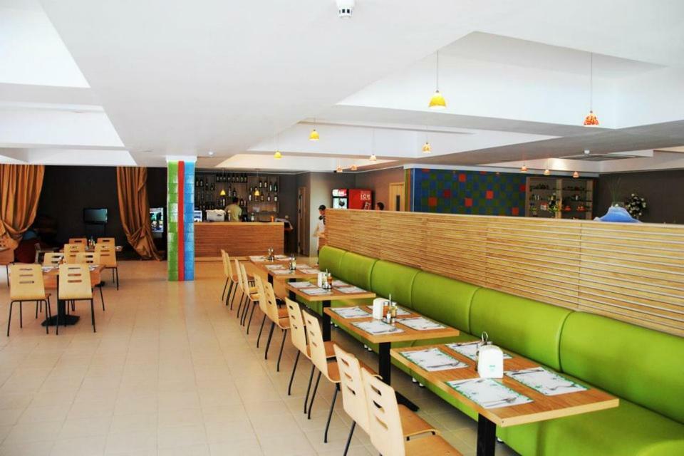 Green Park Hotel Golden Sands Bagian luar foto