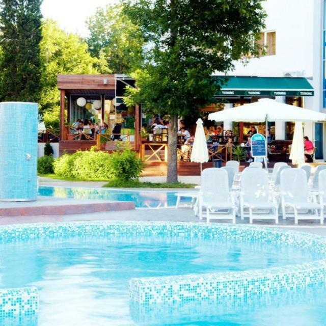 Green Park Hotel Golden Sands Bagian luar foto